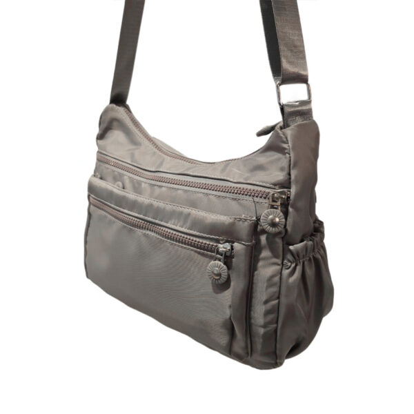 Bolsa Lateral Transversal Lisa Casual  Cor:Cinza